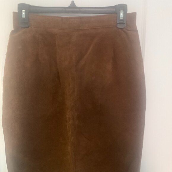 Suede Jacket and Skirt - Picture 8 of 9